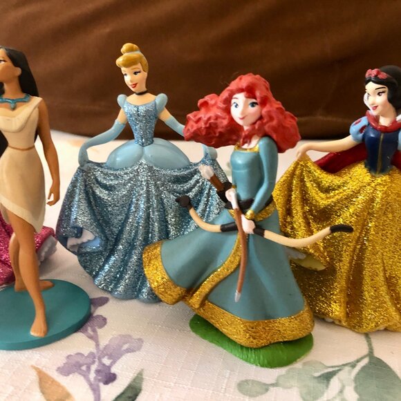 Lot of 7 Disney Princess Glitter Figurine Set Toys Rapunzel Jasmine Aurora etc. - Picture 6 of 7
